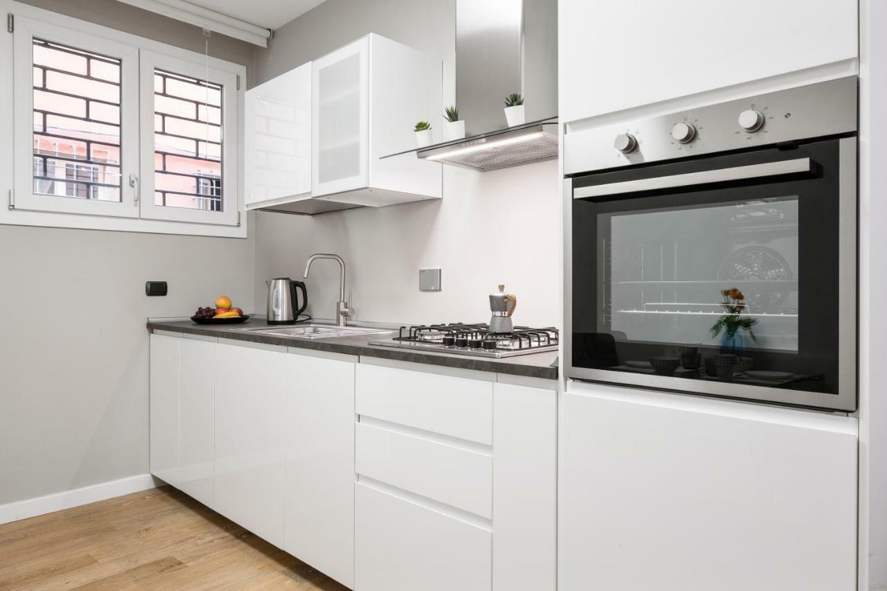 Duplex Luxurious Apt In The Heart Of Bologne Extérieur photo