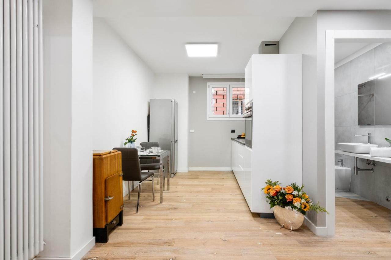 Duplex Luxurious Apt In The Heart Of Bologne Extérieur photo